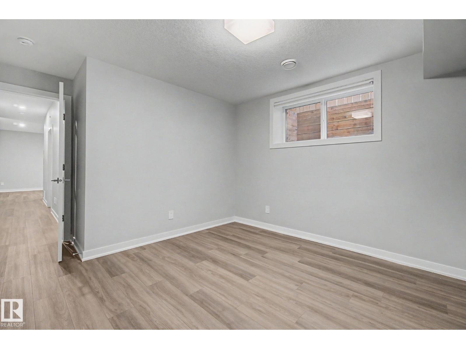 11430 75 AV NW - 49