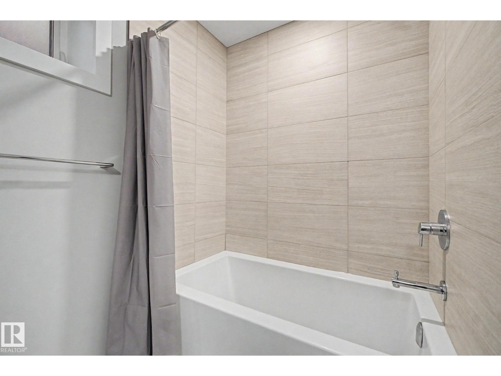 11430 75 AV NW - 51