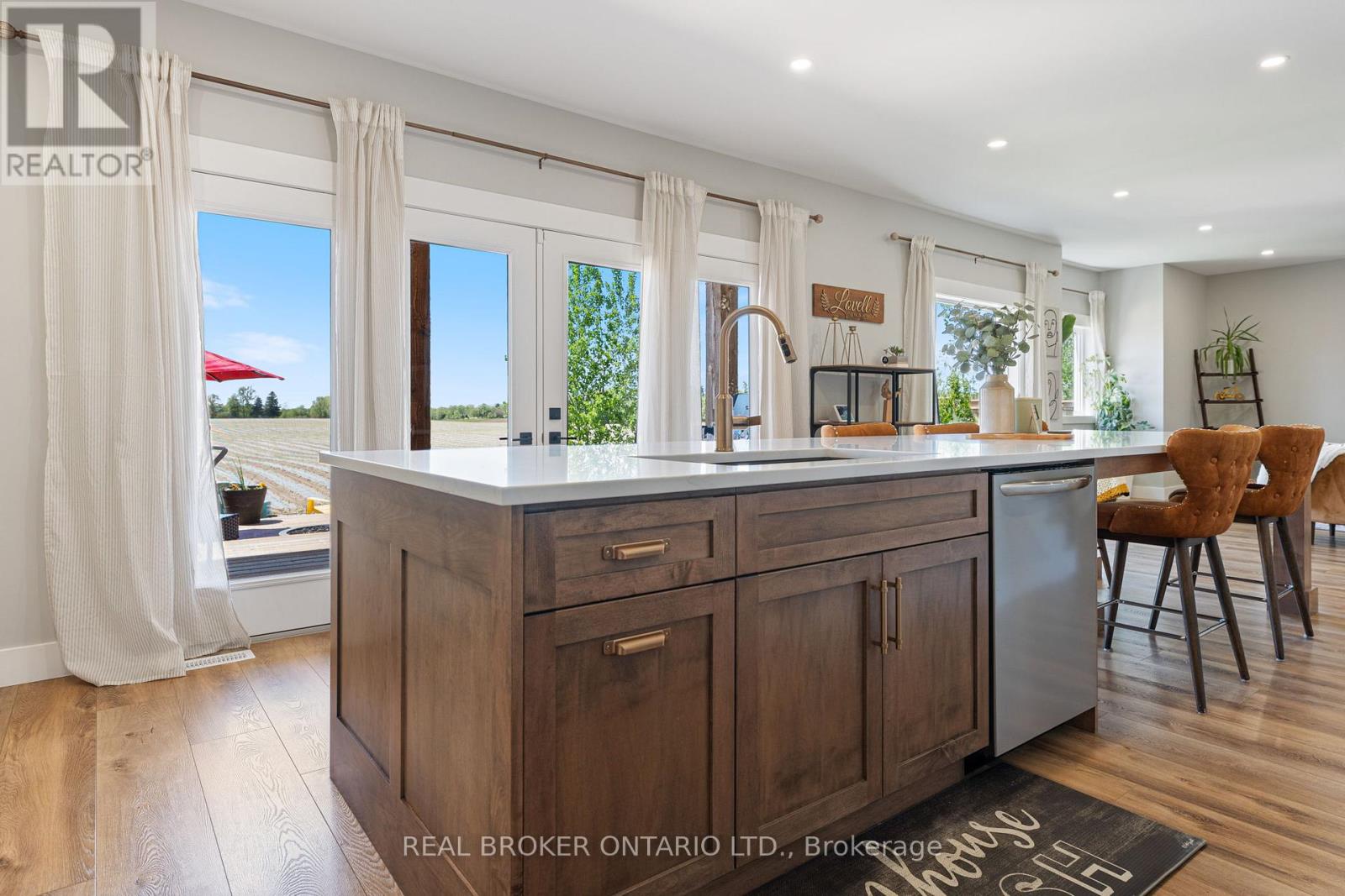 155 GIBBONS STREET - 6