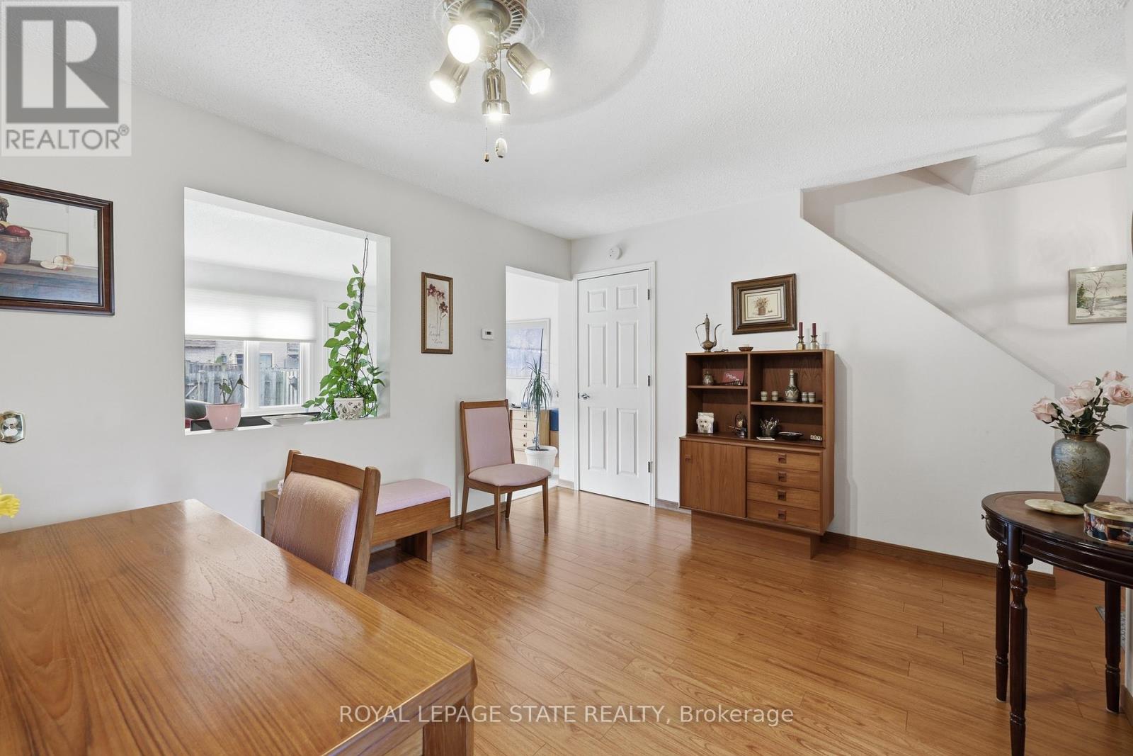 #21 299 LIMERIDGE ROAD W - 10
