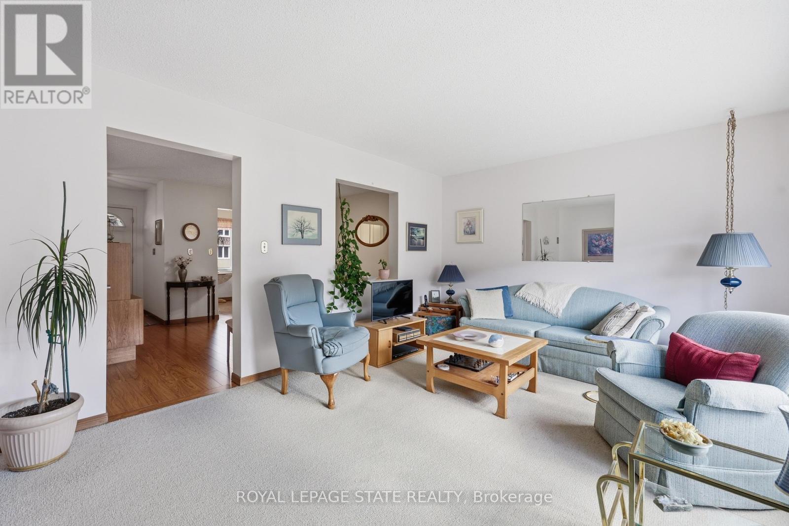#21 299 LIMERIDGE ROAD W - 17