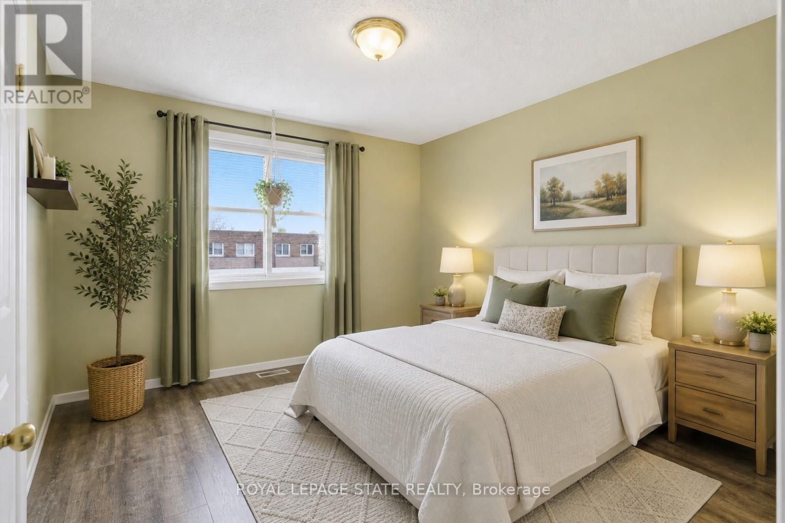 #21 299 LIMERIDGE ROAD W - 24