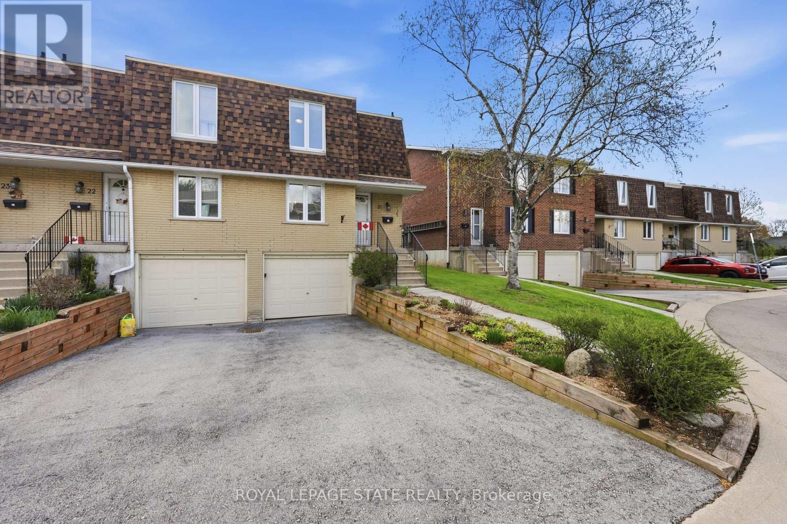#21 299 LIMERIDGE ROAD W - 4