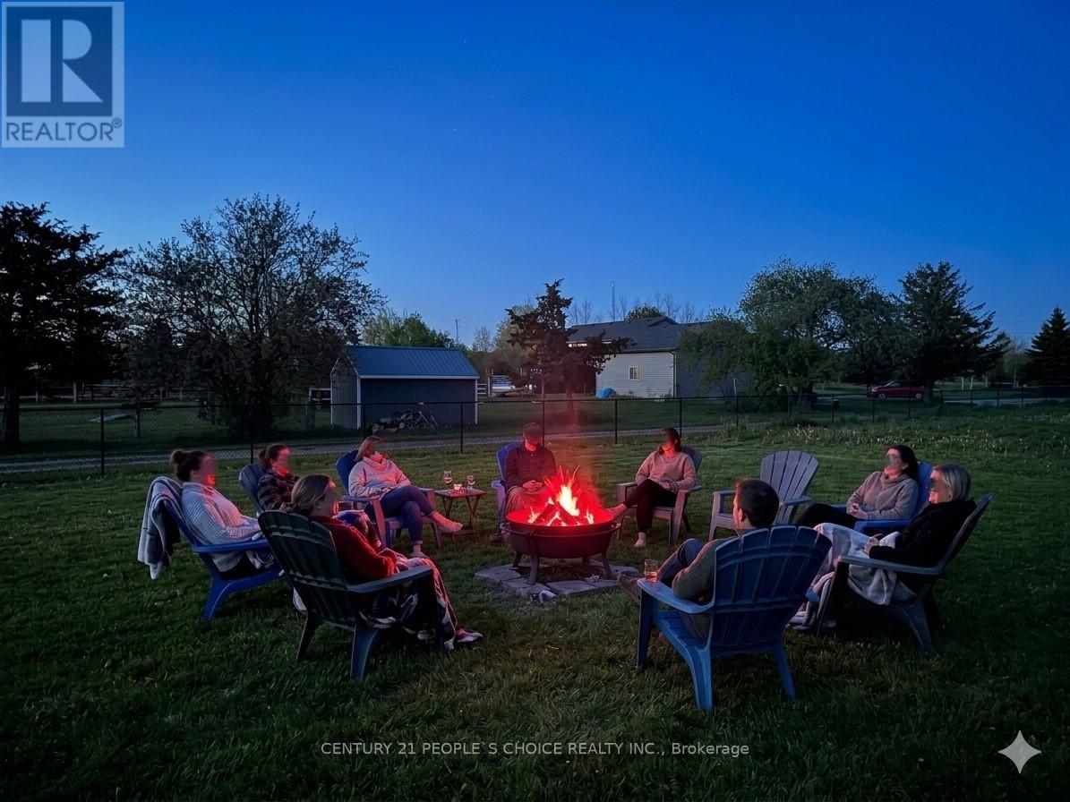 55 SUMMER BREEZE DRIVE - 36