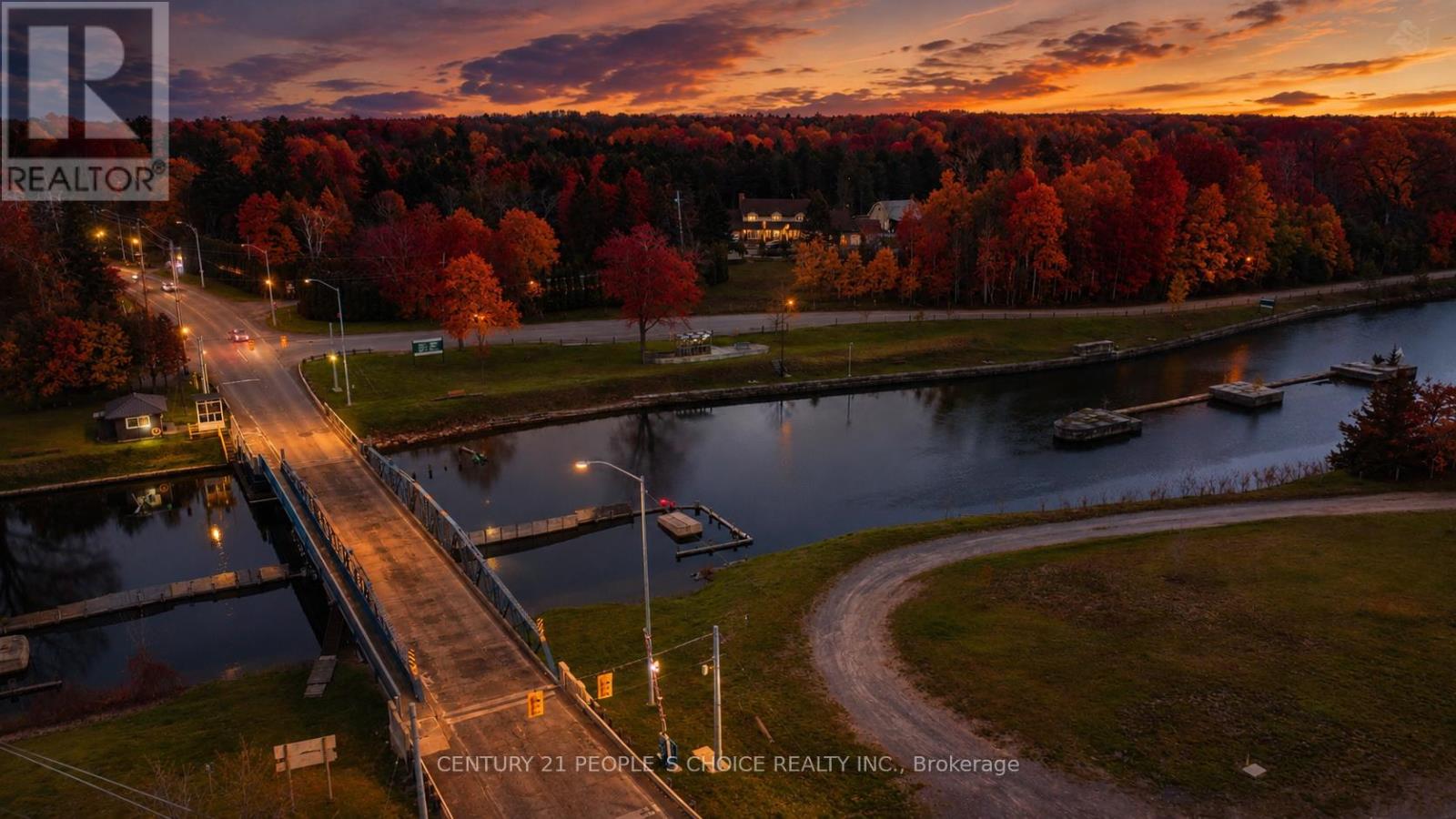 55 SUMMER BREEZE DRIVE - 41