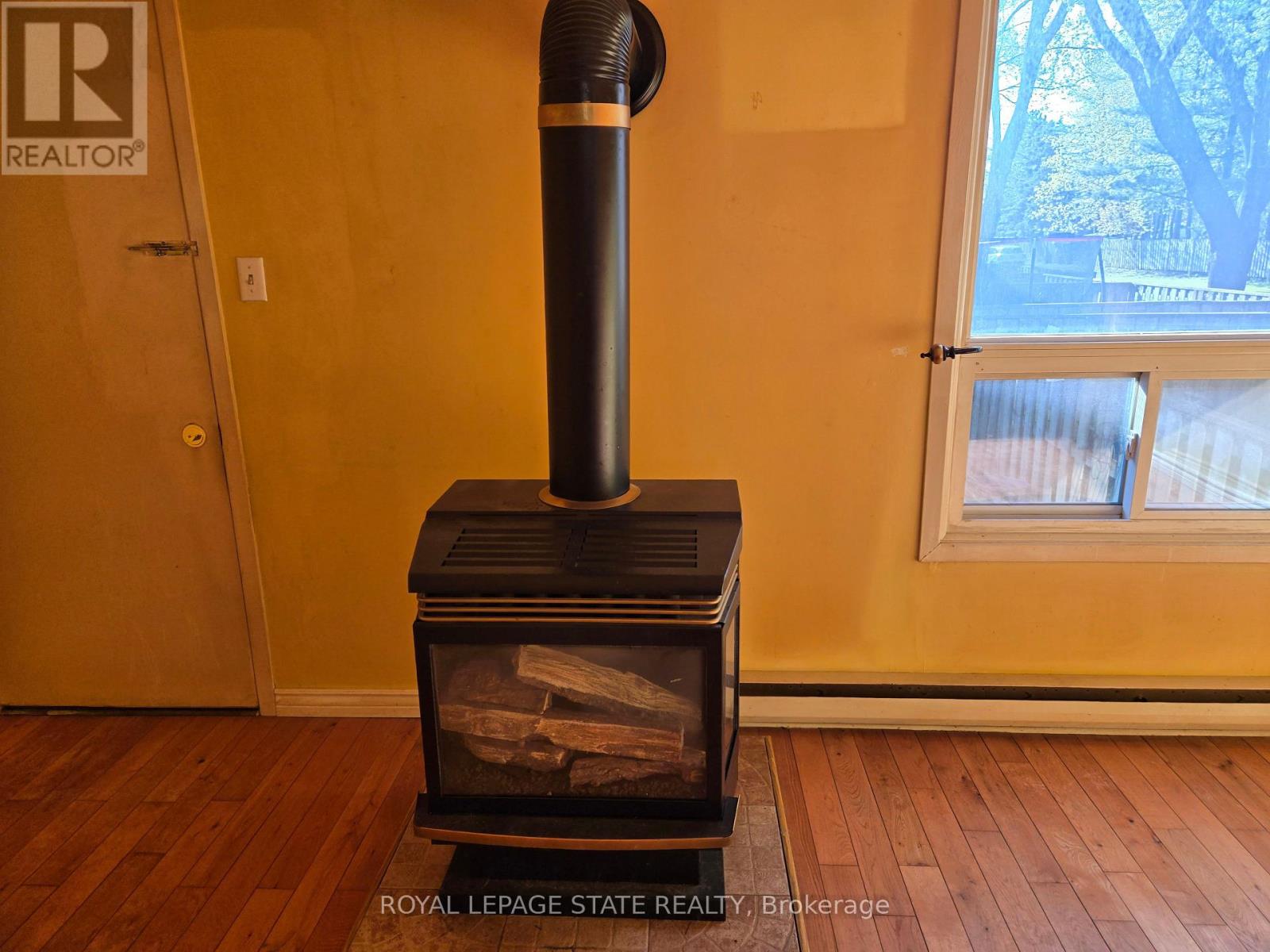 #2 95 FONTHILL ROAD - 6