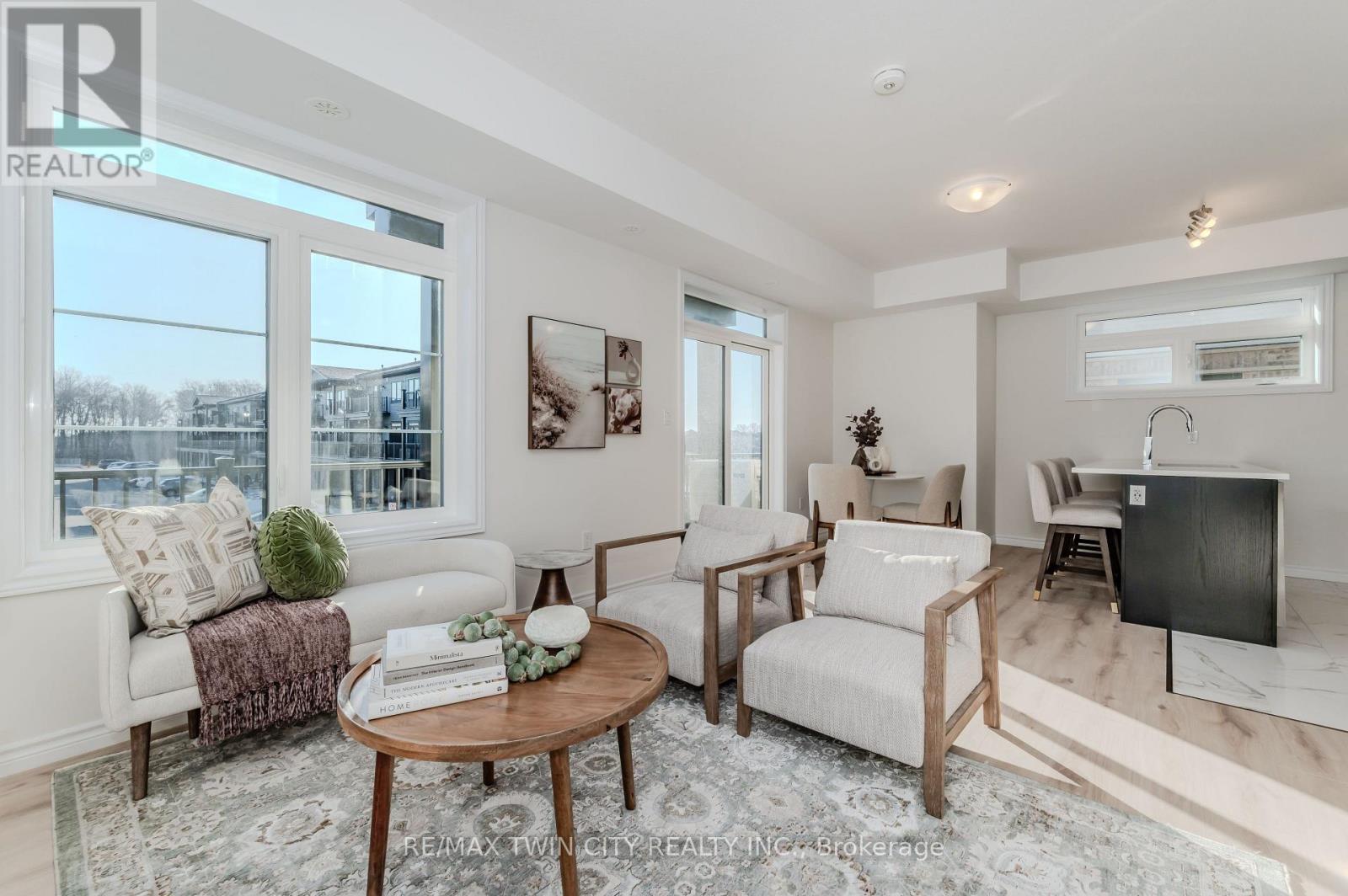 22 LOMOND LANE - 4