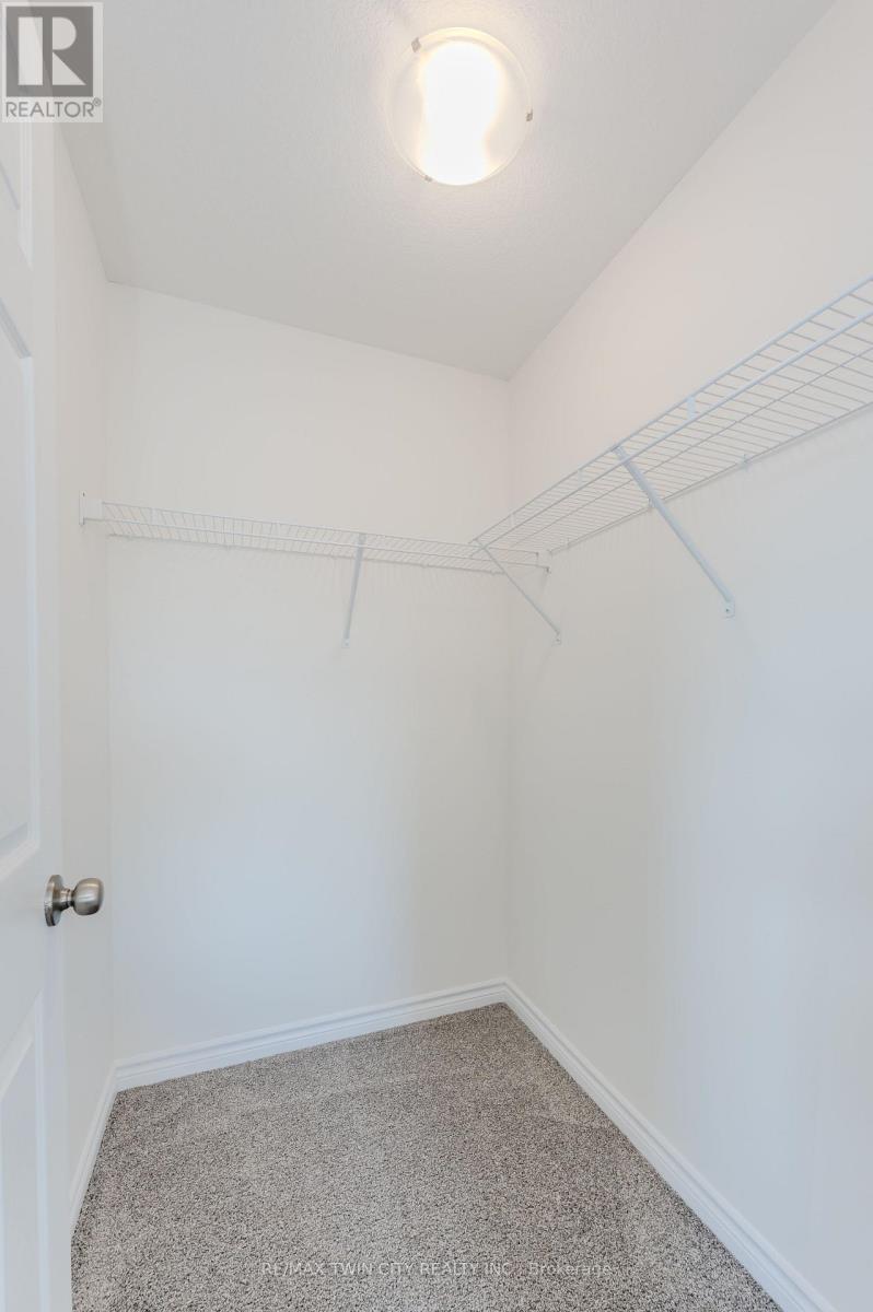 22 LOMOND LANE - 42