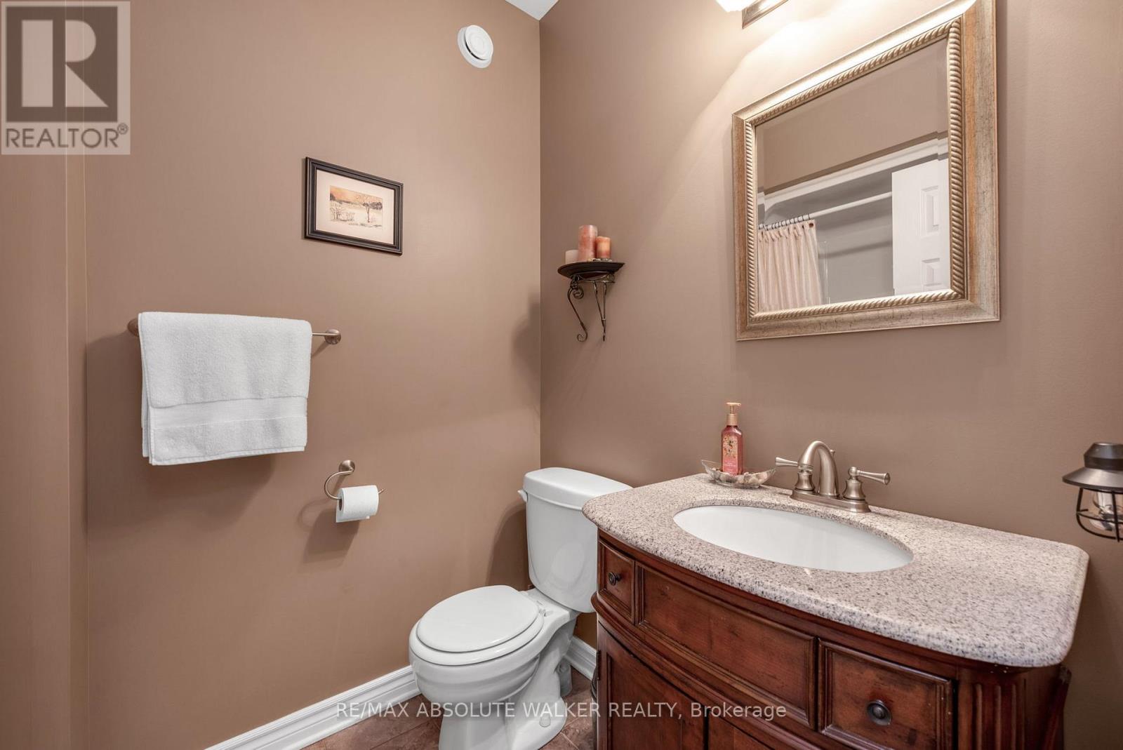 114 HARDWOOD DRIVE - 22