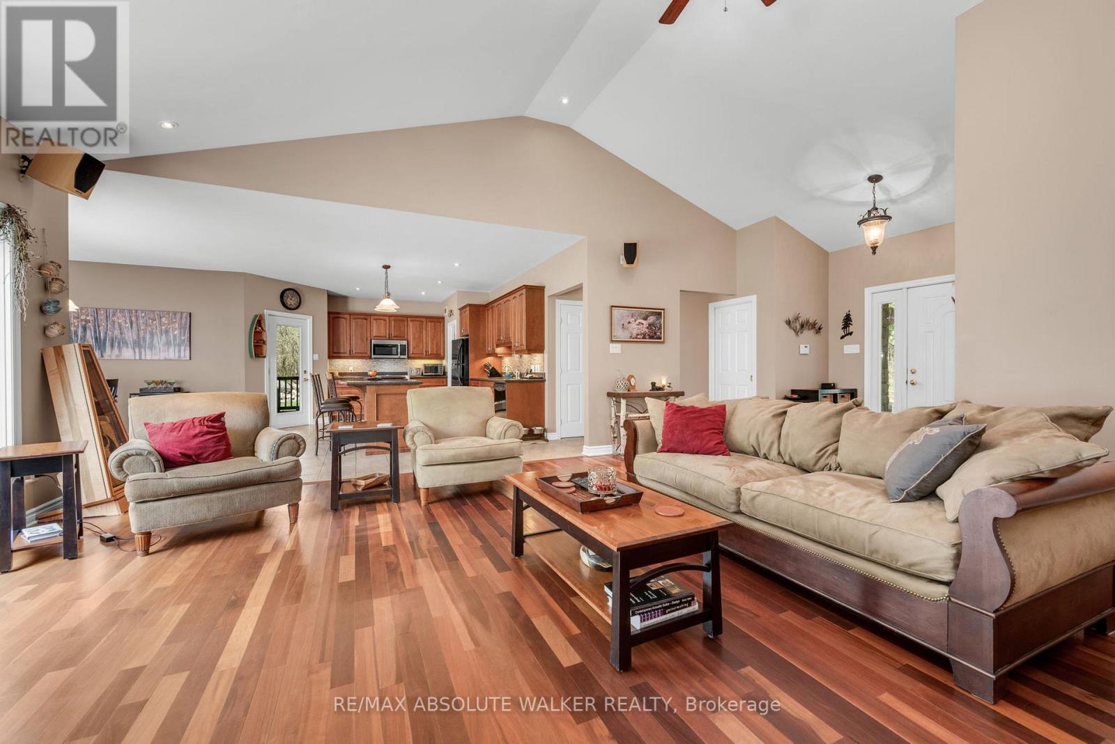 114 HARDWOOD DRIVE - 7