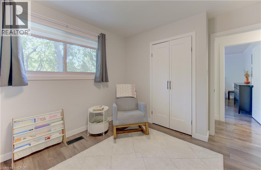 527 FALLINGBROOK Drive - 25