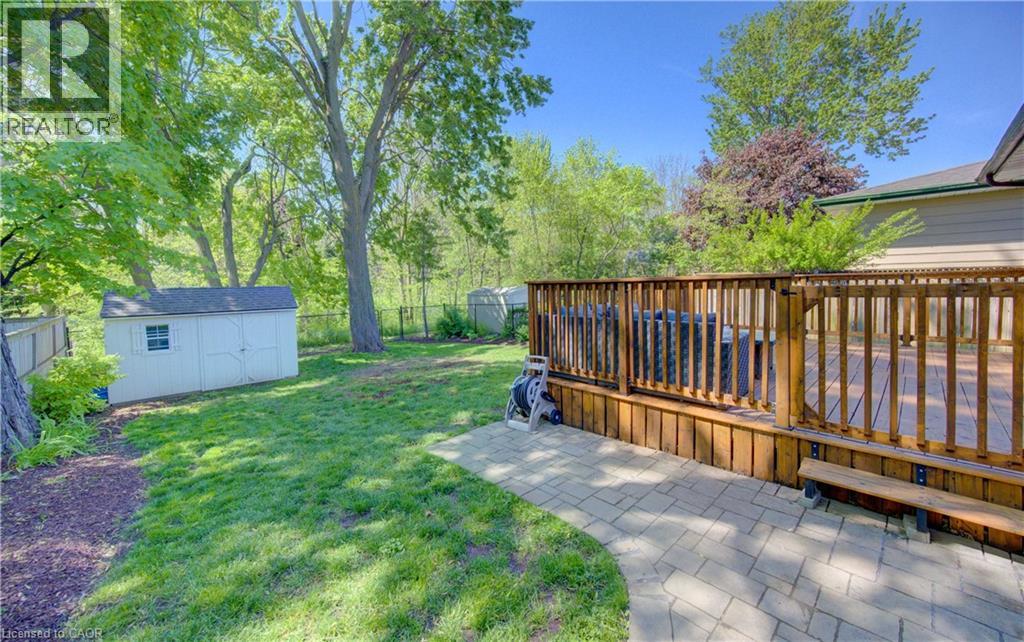 527 FALLINGBROOK Drive - 40