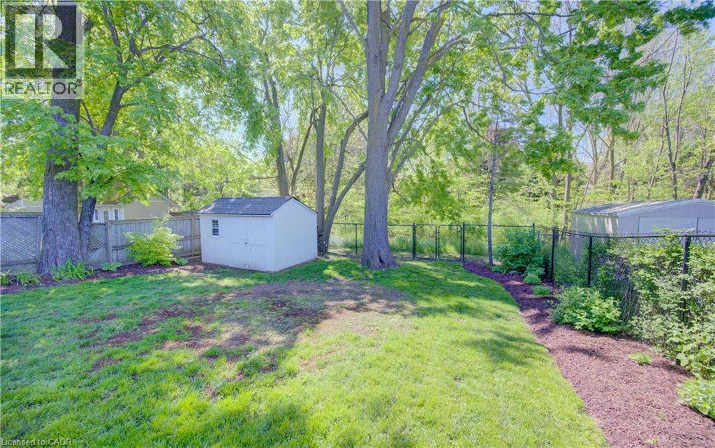 527 FALLINGBROOK Drive - 44