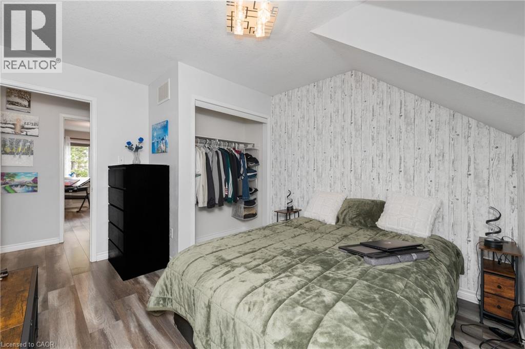 176 OSBORN Avenue - 31