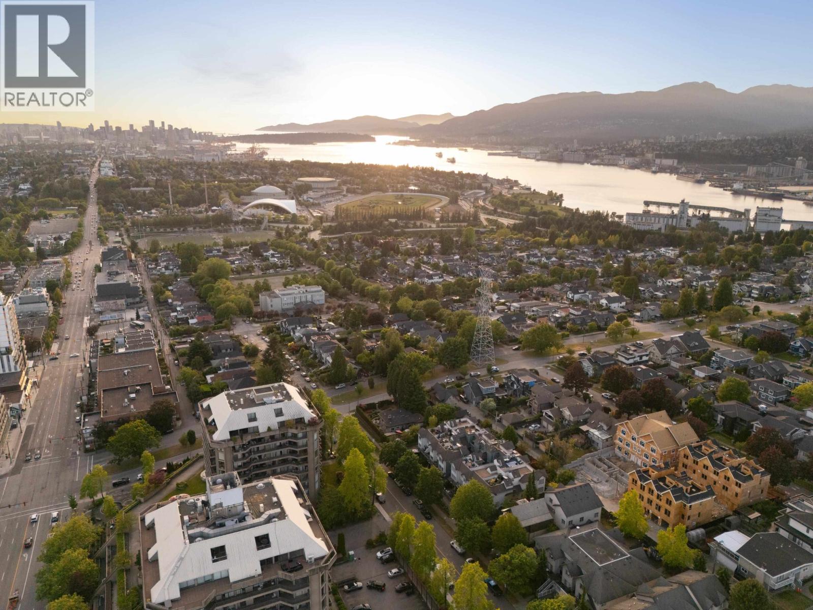 104 3755 ALBERT STREET, Burnaby