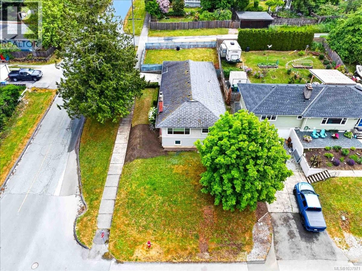 4664 Angus St - 62