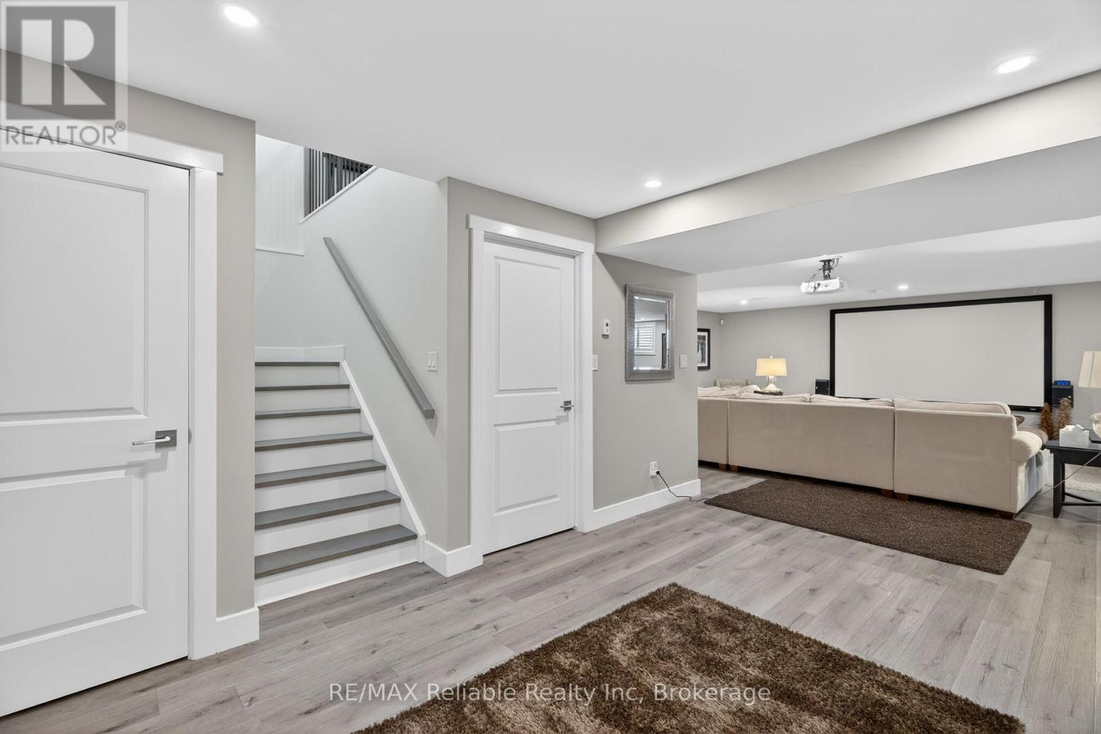 8 FAWN CREEK LANE - 22