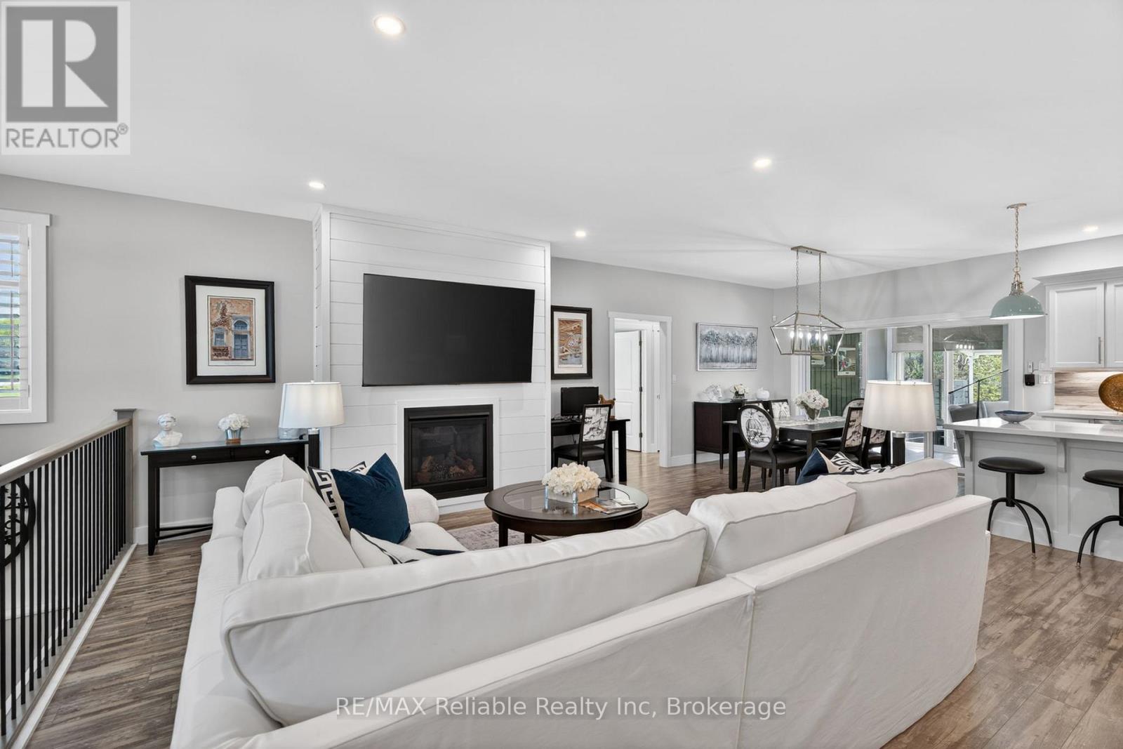 8 FAWN CREEK LANE - 3