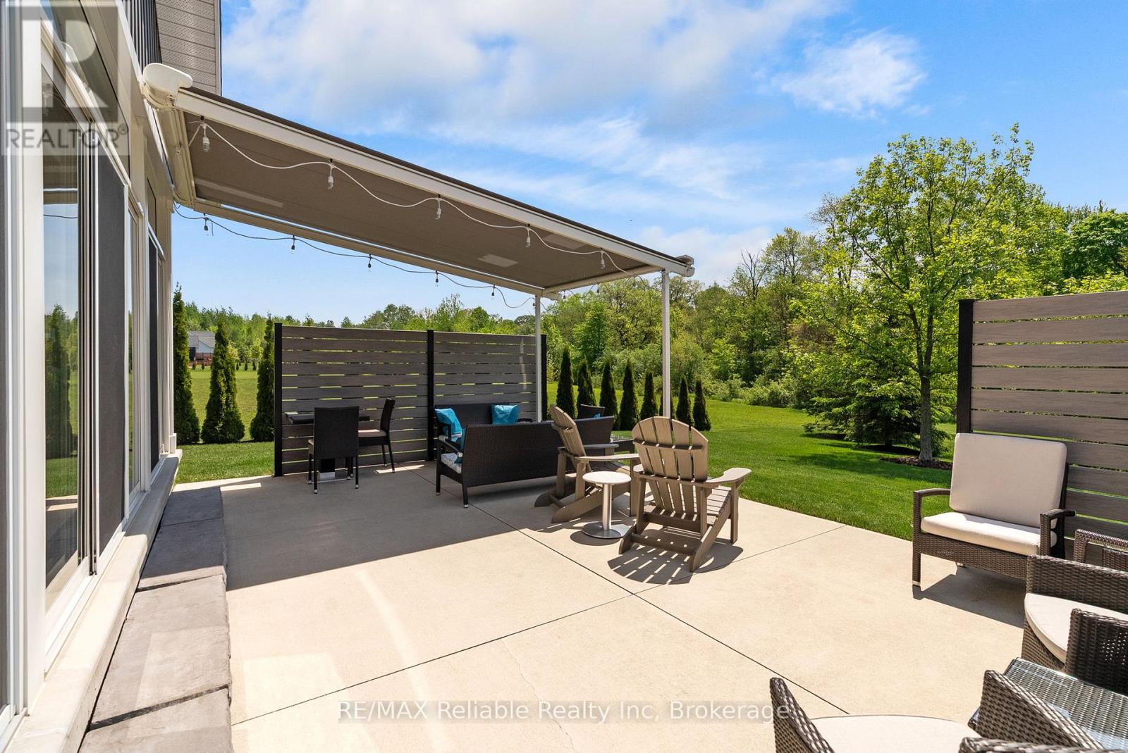 8 FAWN CREEK LANE - 33