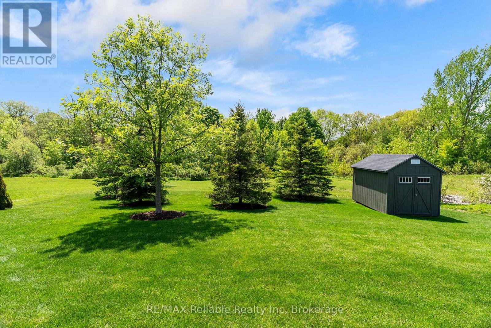 8 FAWN CREEK LANE - 35