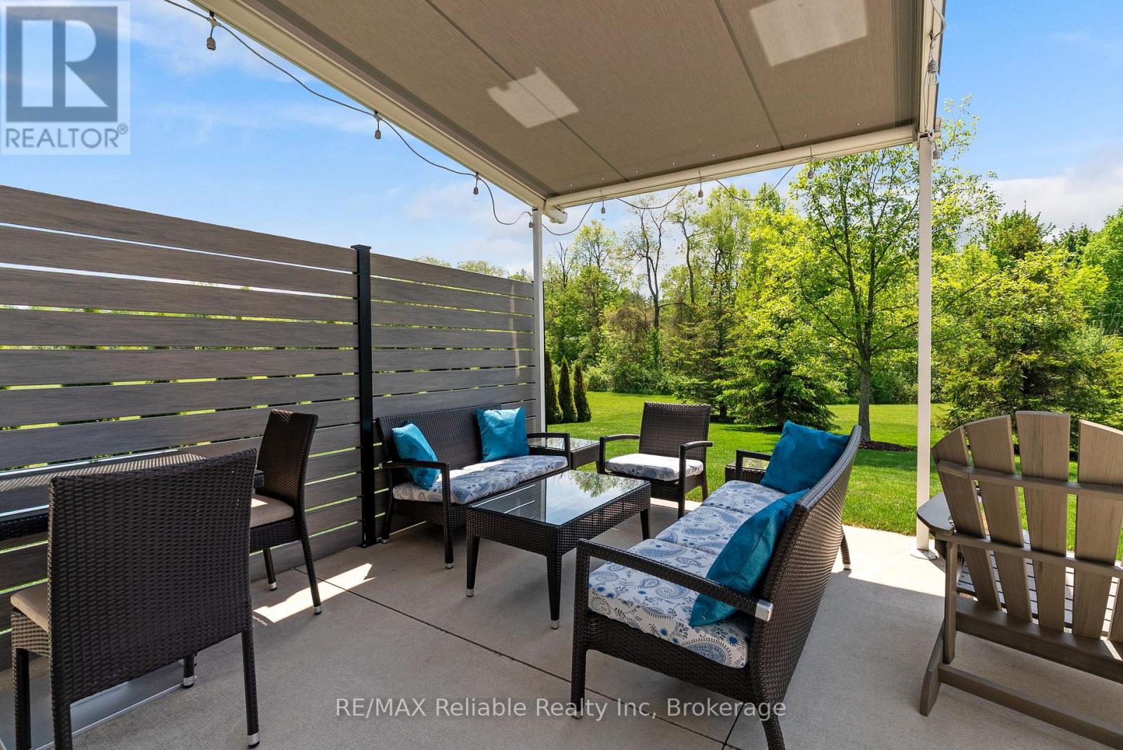 8 FAWN CREEK LANE - 36