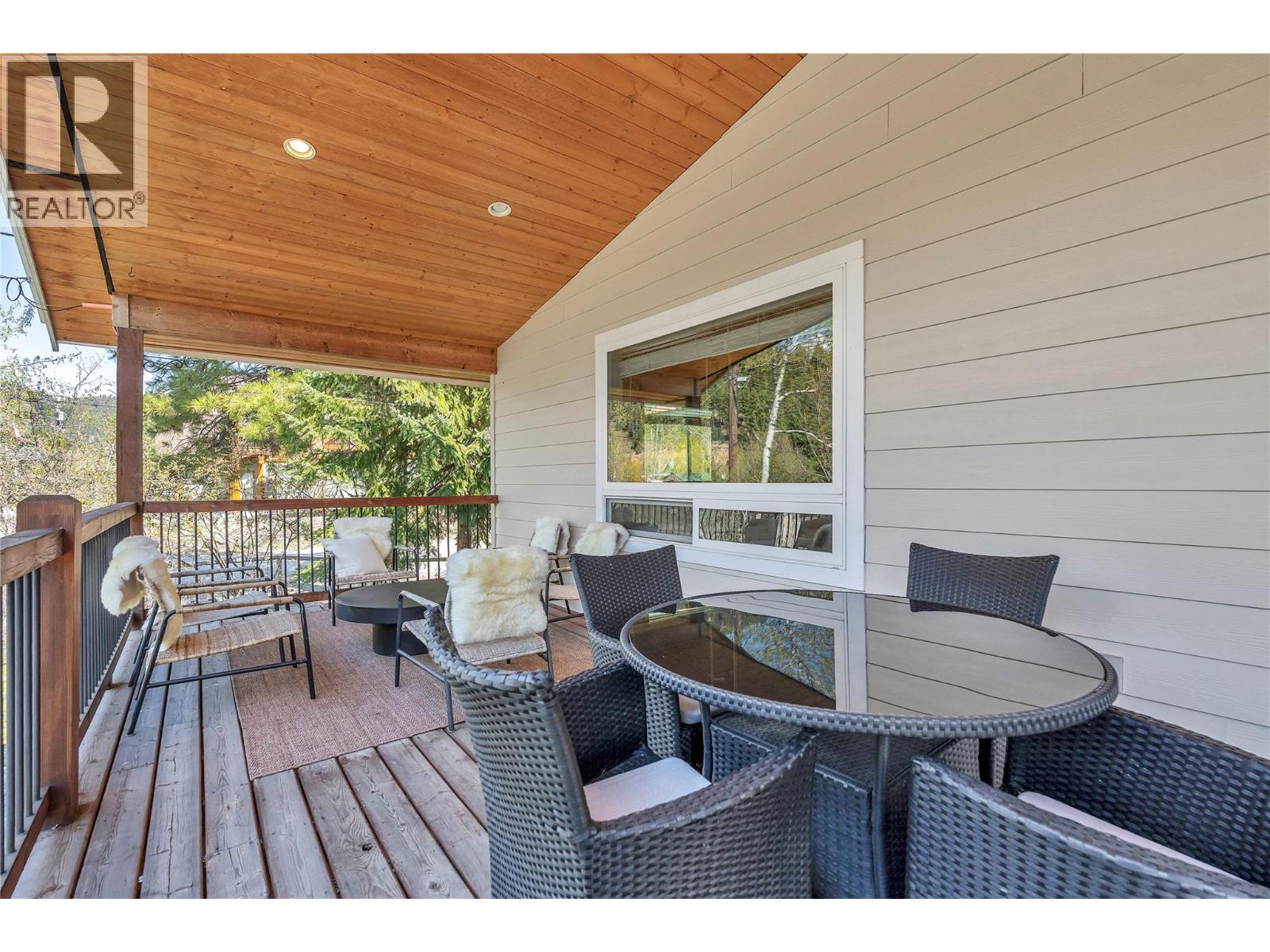 2657 Nicola Avenue - 38