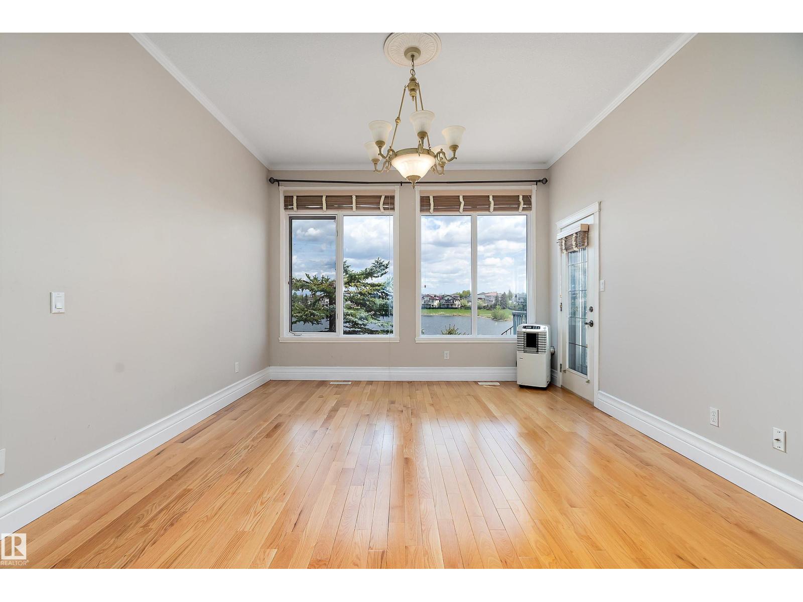 16103 89 ST NW - 30