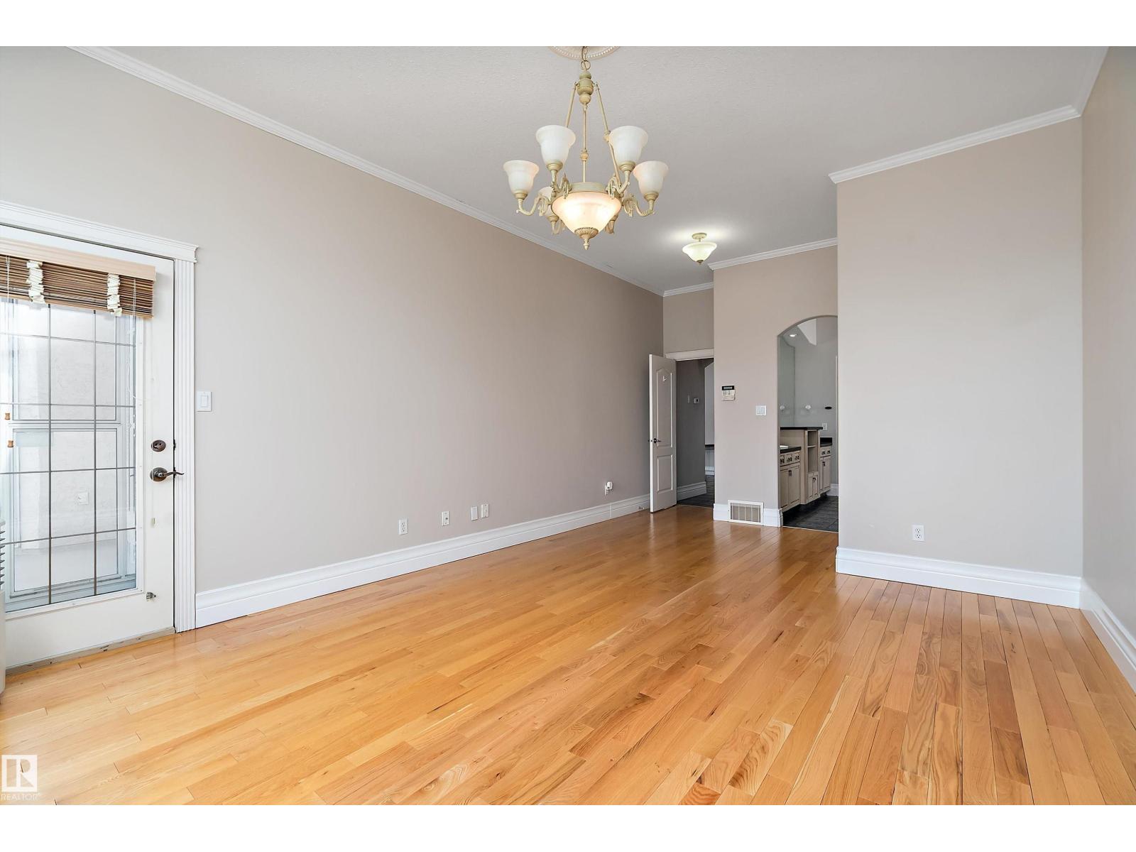 16103 89 ST NW - 31