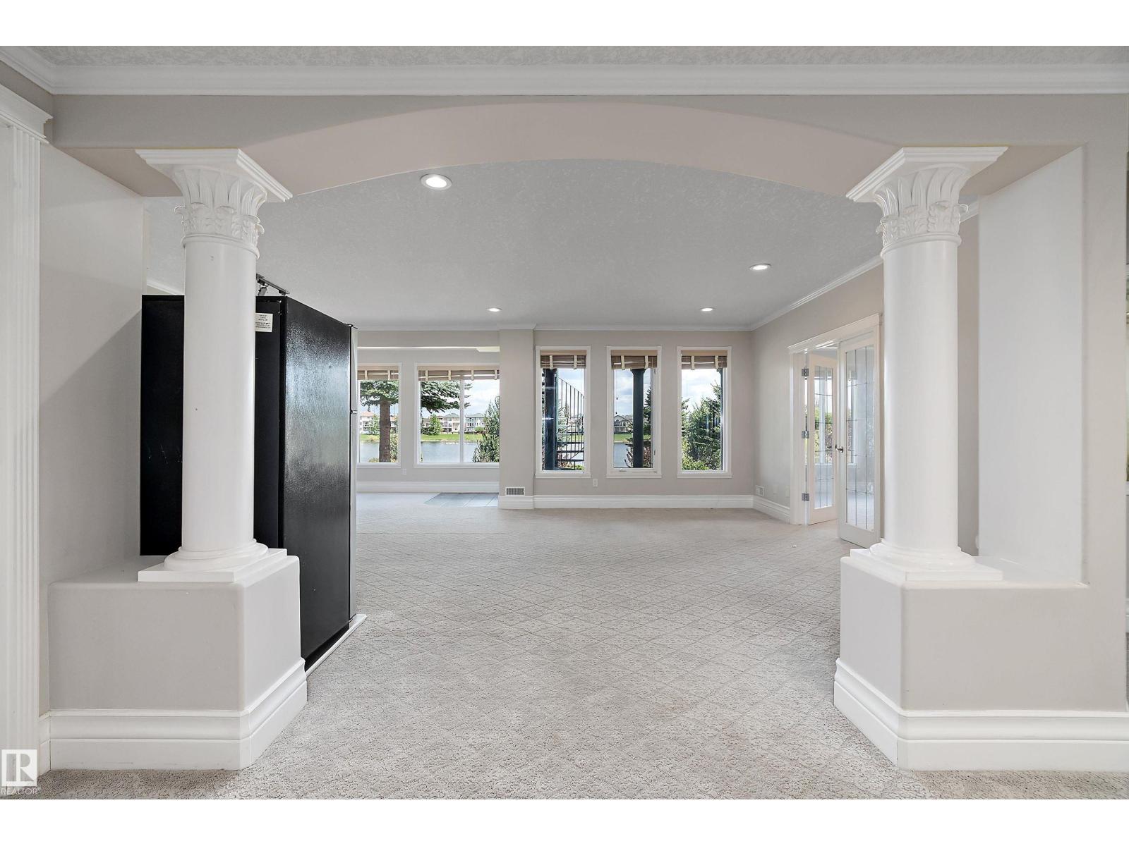 16103 89 ST NW - 42