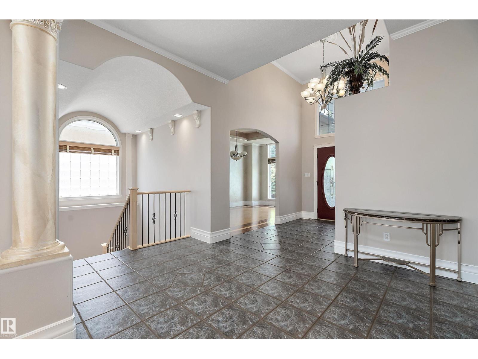 16103 89 ST NW - 5