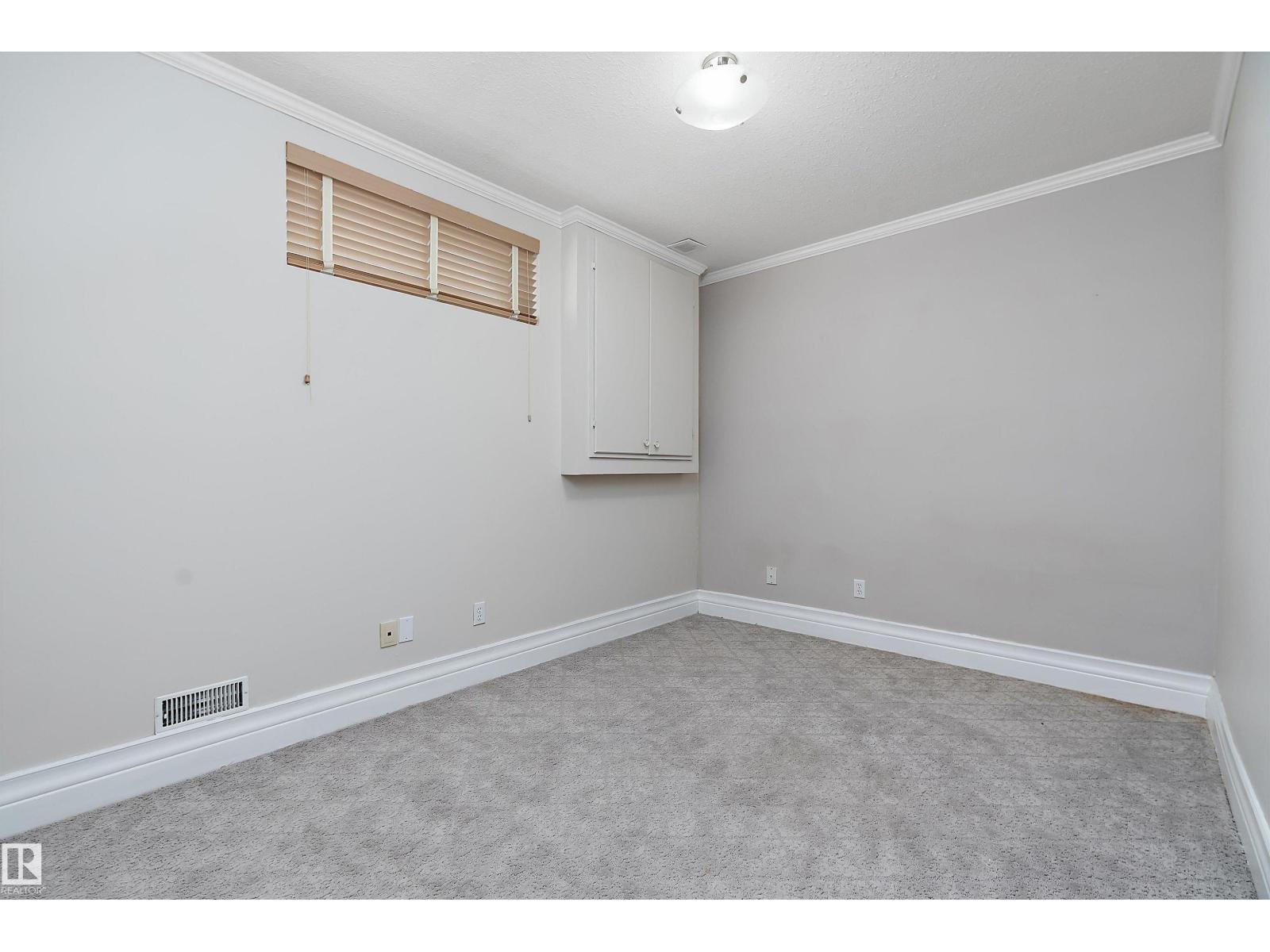 16103 89 ST NW - 53