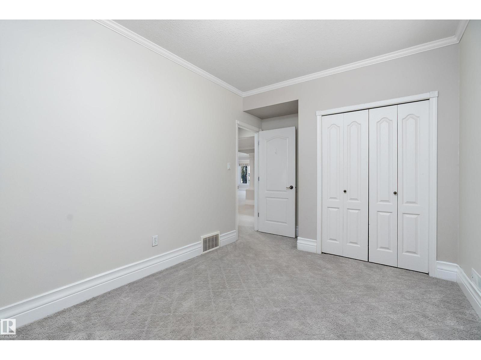 16103 89 ST NW - 54