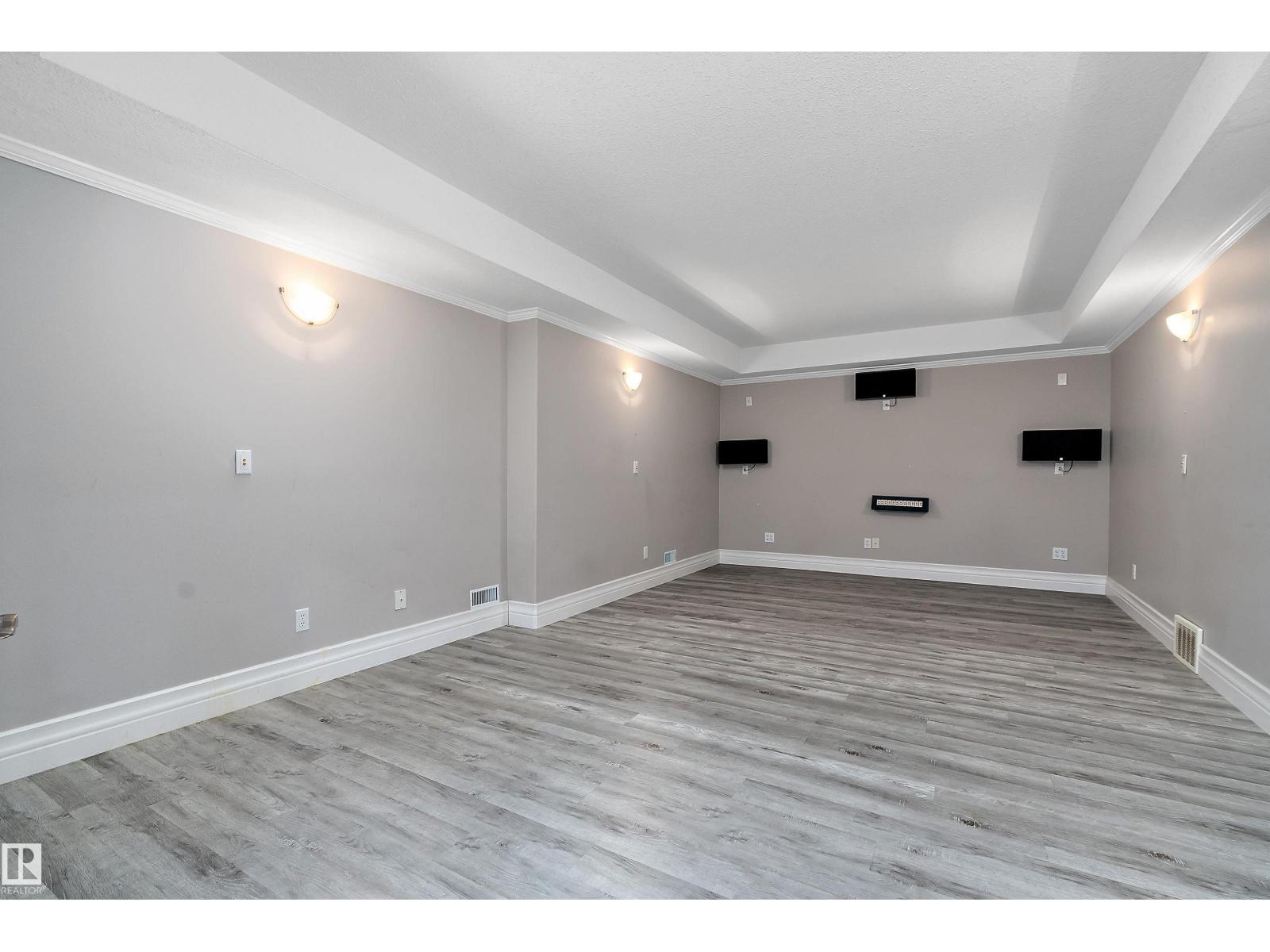 16103 89 ST NW - 56