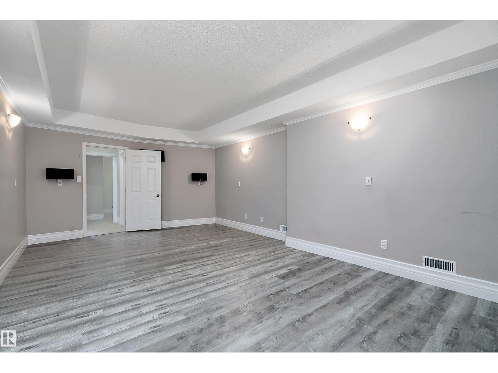 16103 89 ST NW - 57