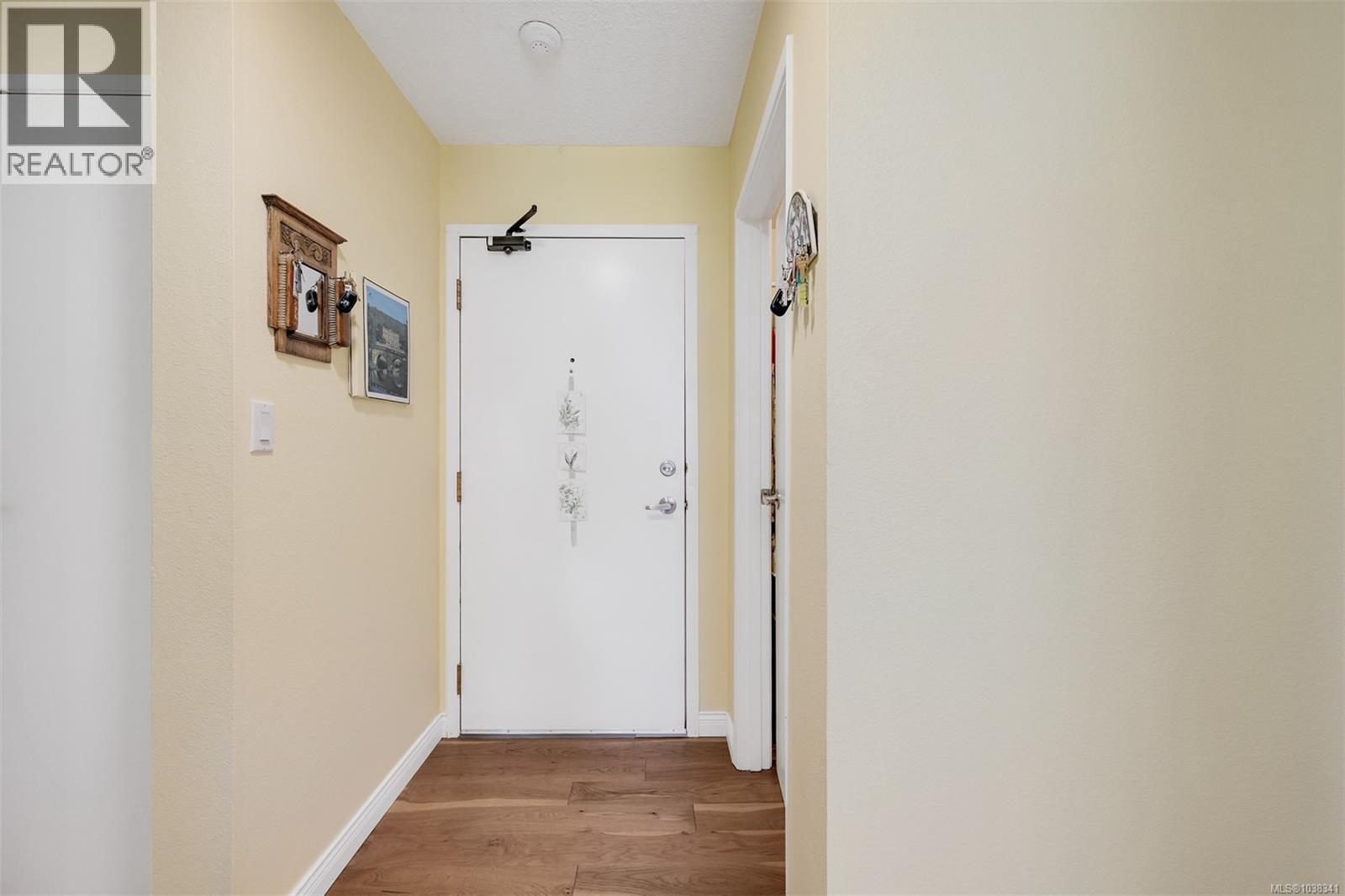 #101 10160 Third St - 8