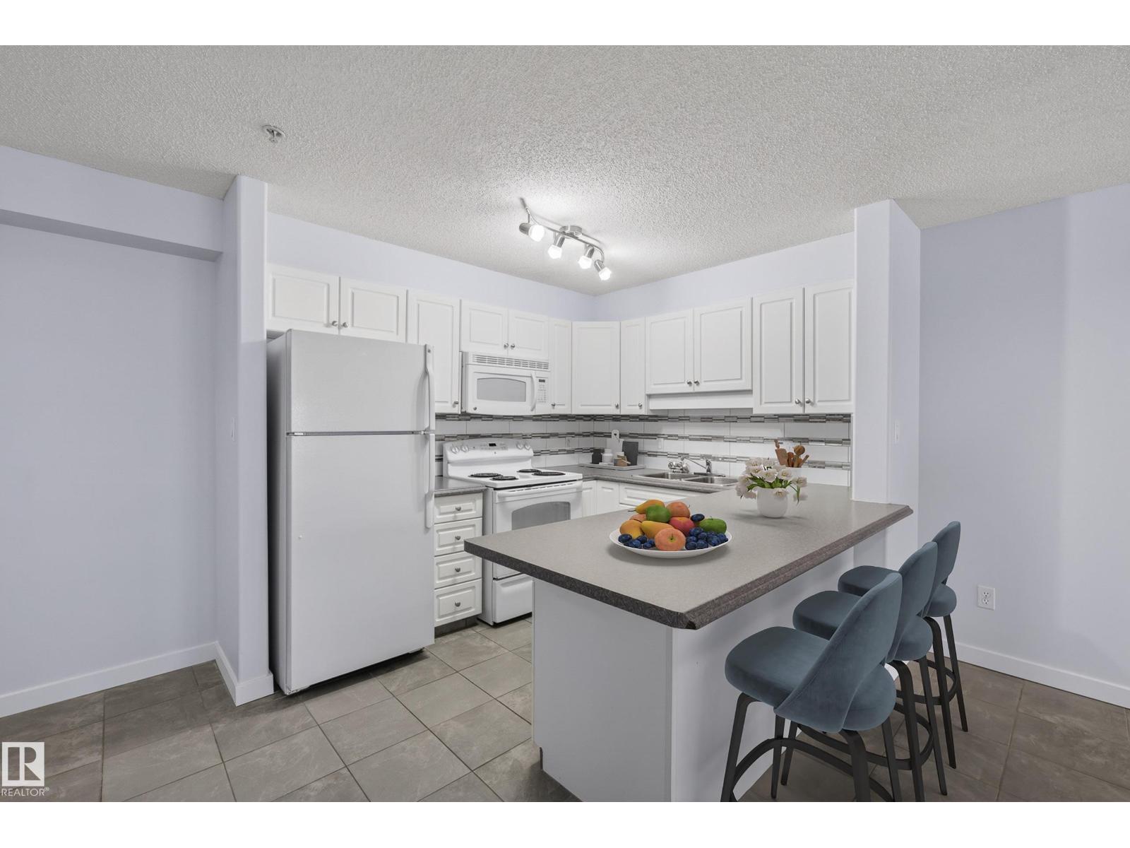 #113 13625 34 ST NW - 4