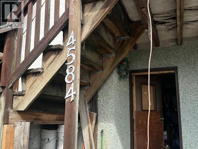 4584 MARINE AVE - 22