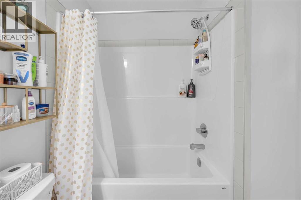 #304 474 Seton Circle SE - 24