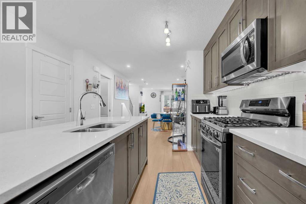 #304 474 Seton Circle SE - 14