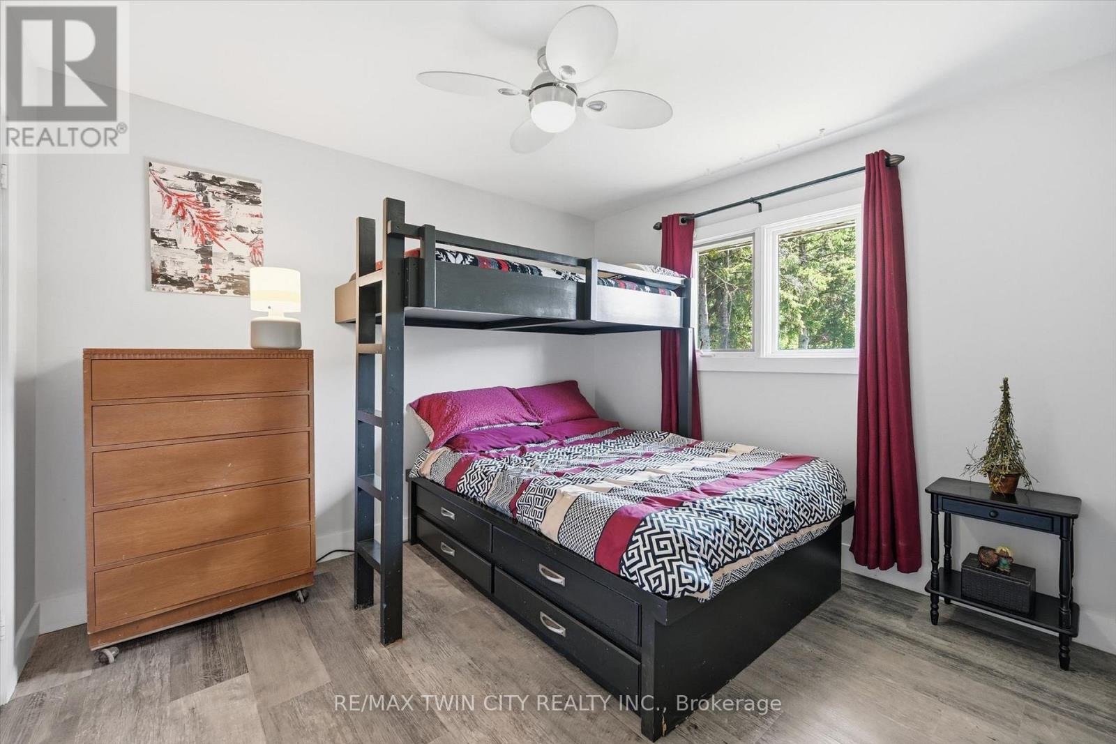 8 DELREX BOULEVARD - 21