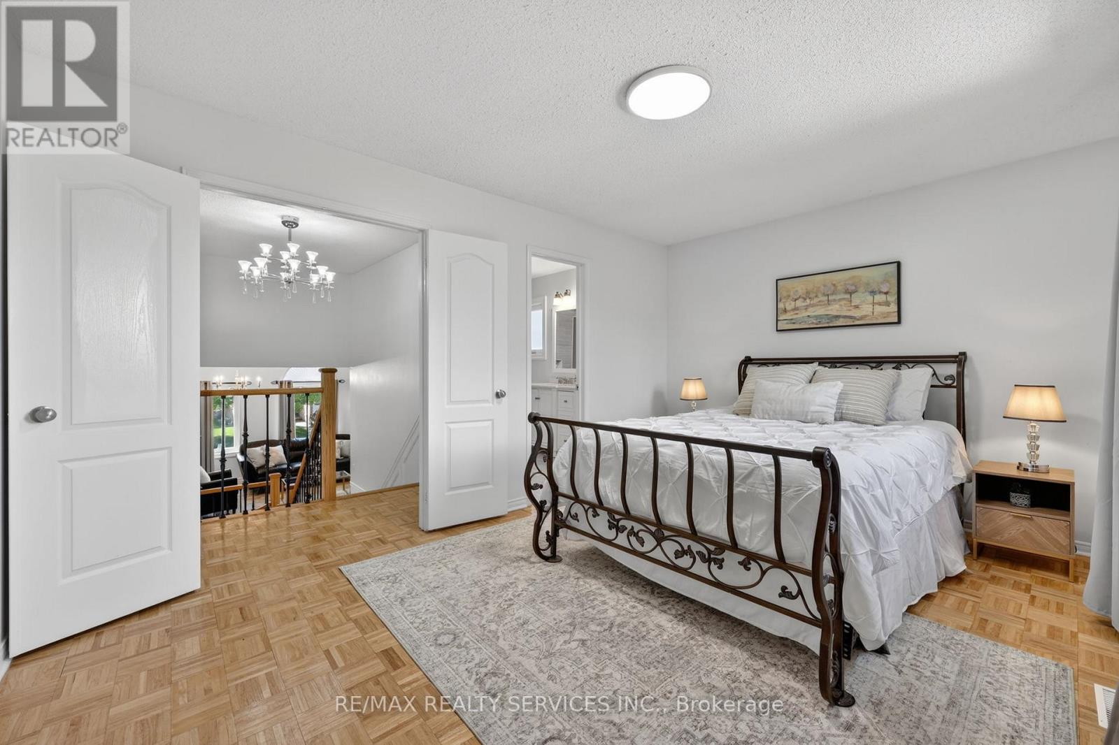 150 ROYAL VALLEY DRIVE - 21