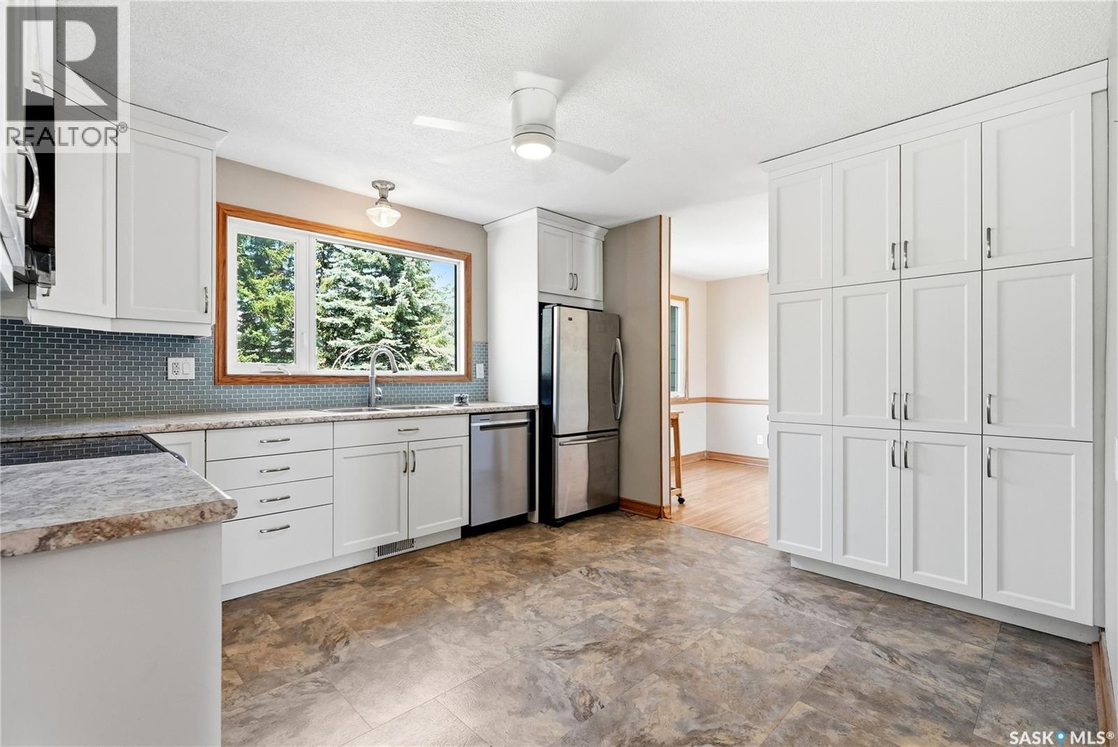 2338 Easthill - 11