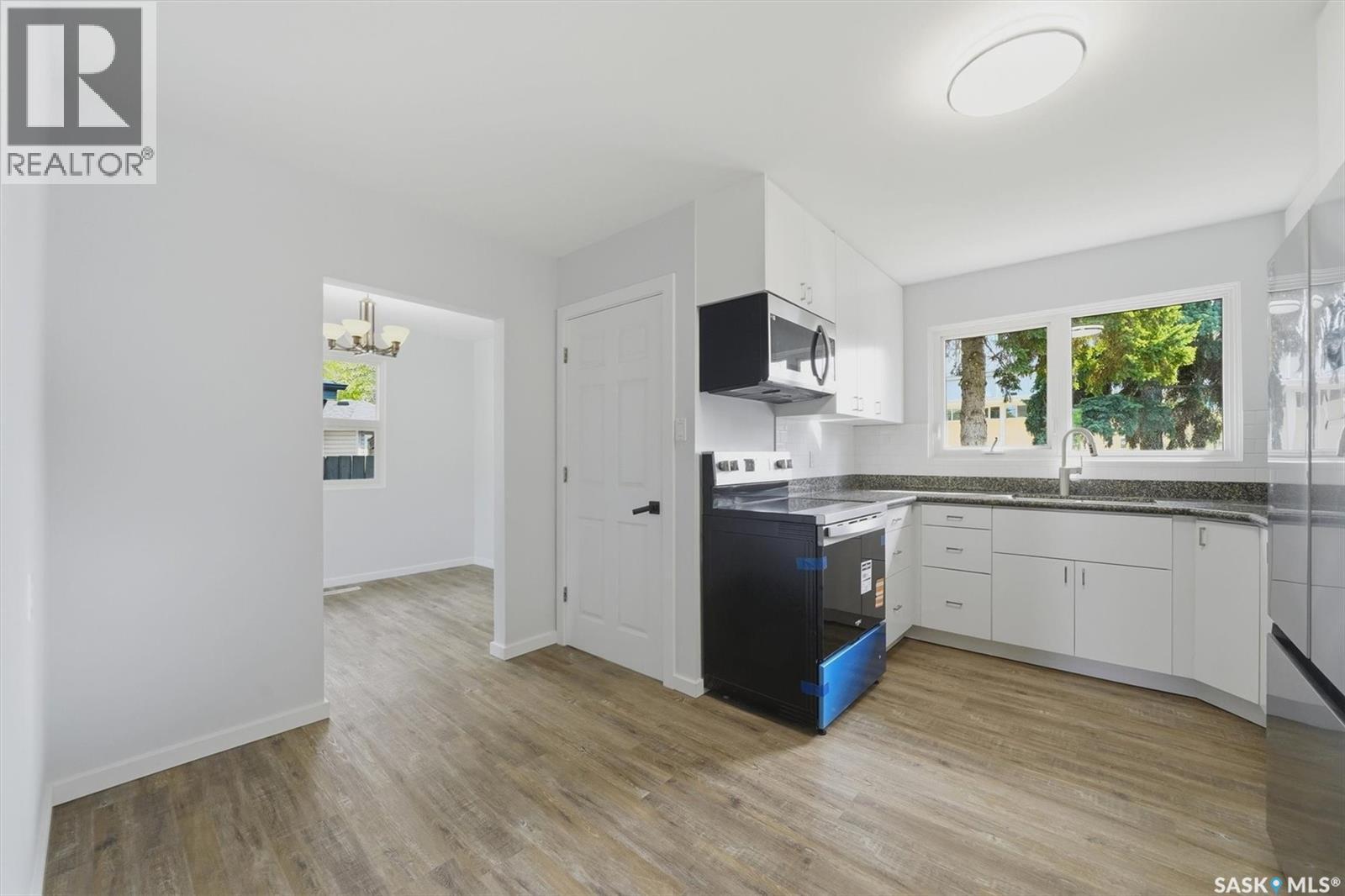 3 Rutter CRESCENT - 13