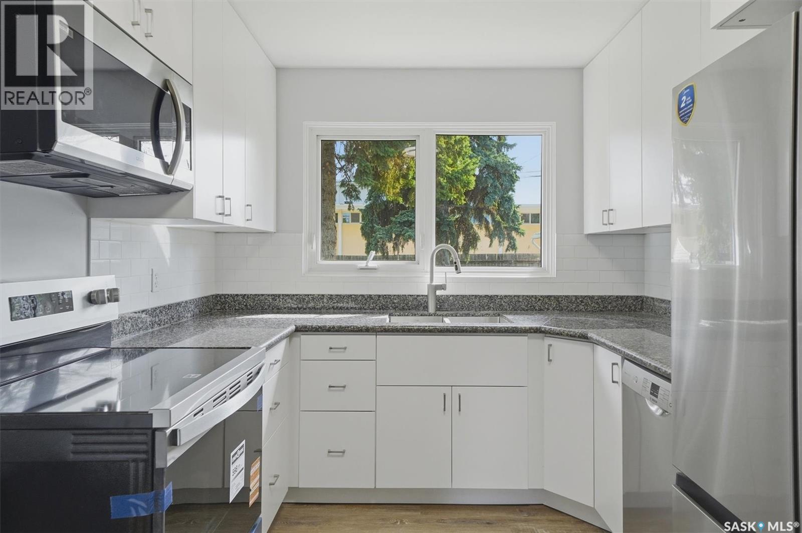 3 Rutter CRESCENT - 14