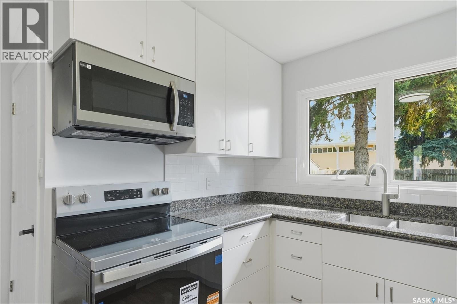 3 Rutter CRESCENT - 15