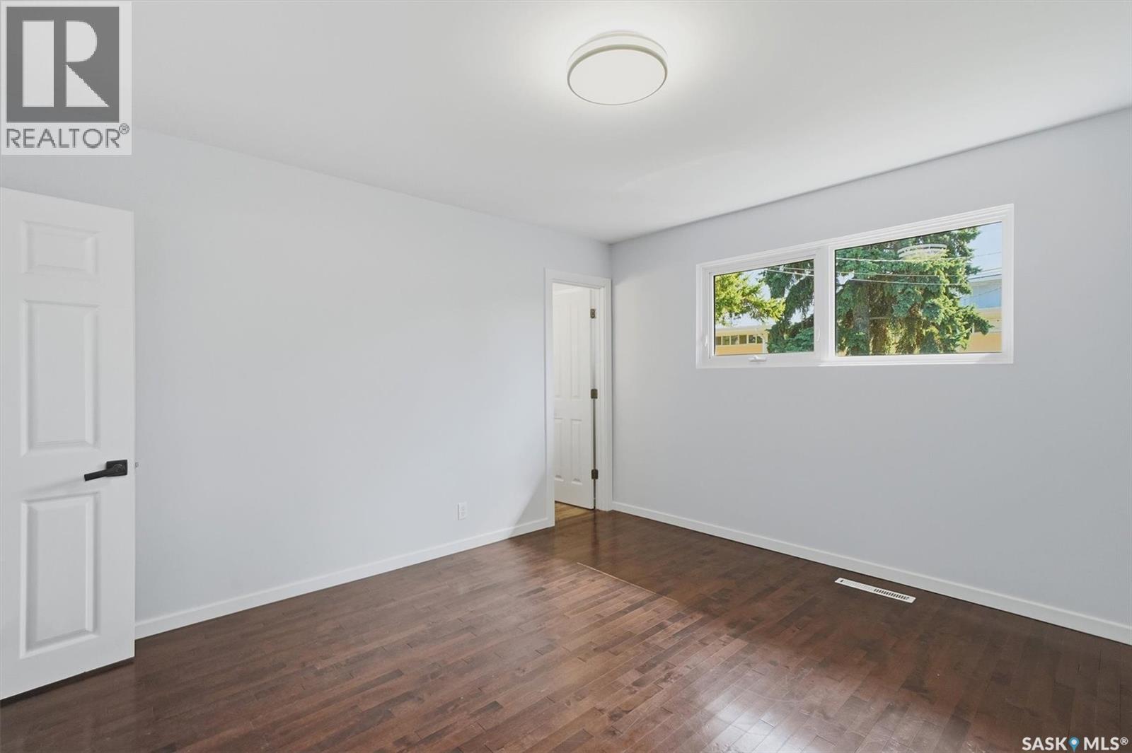 3 Rutter CRESCENT - 21