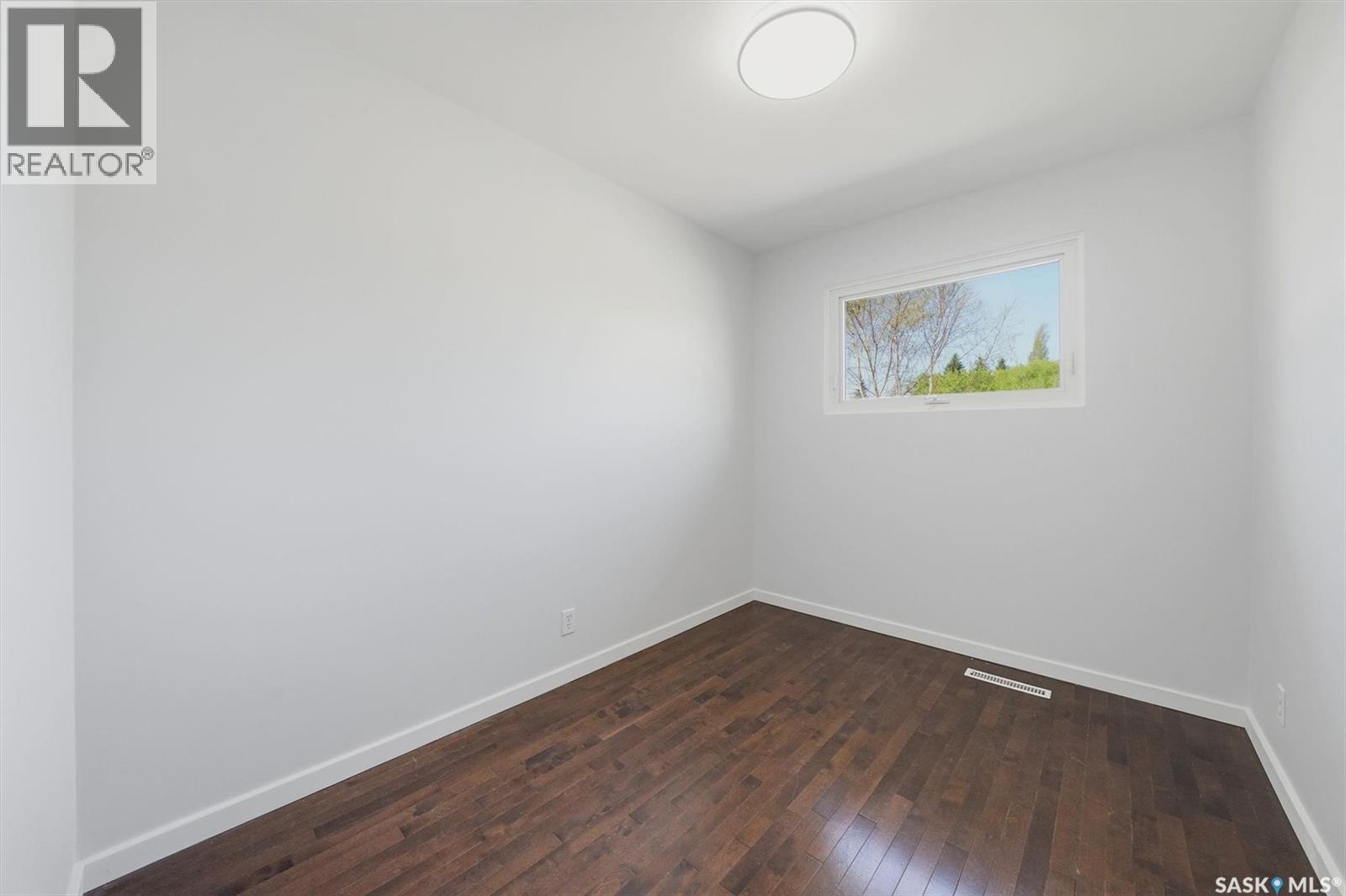 3 Rutter CRESCENT - 30