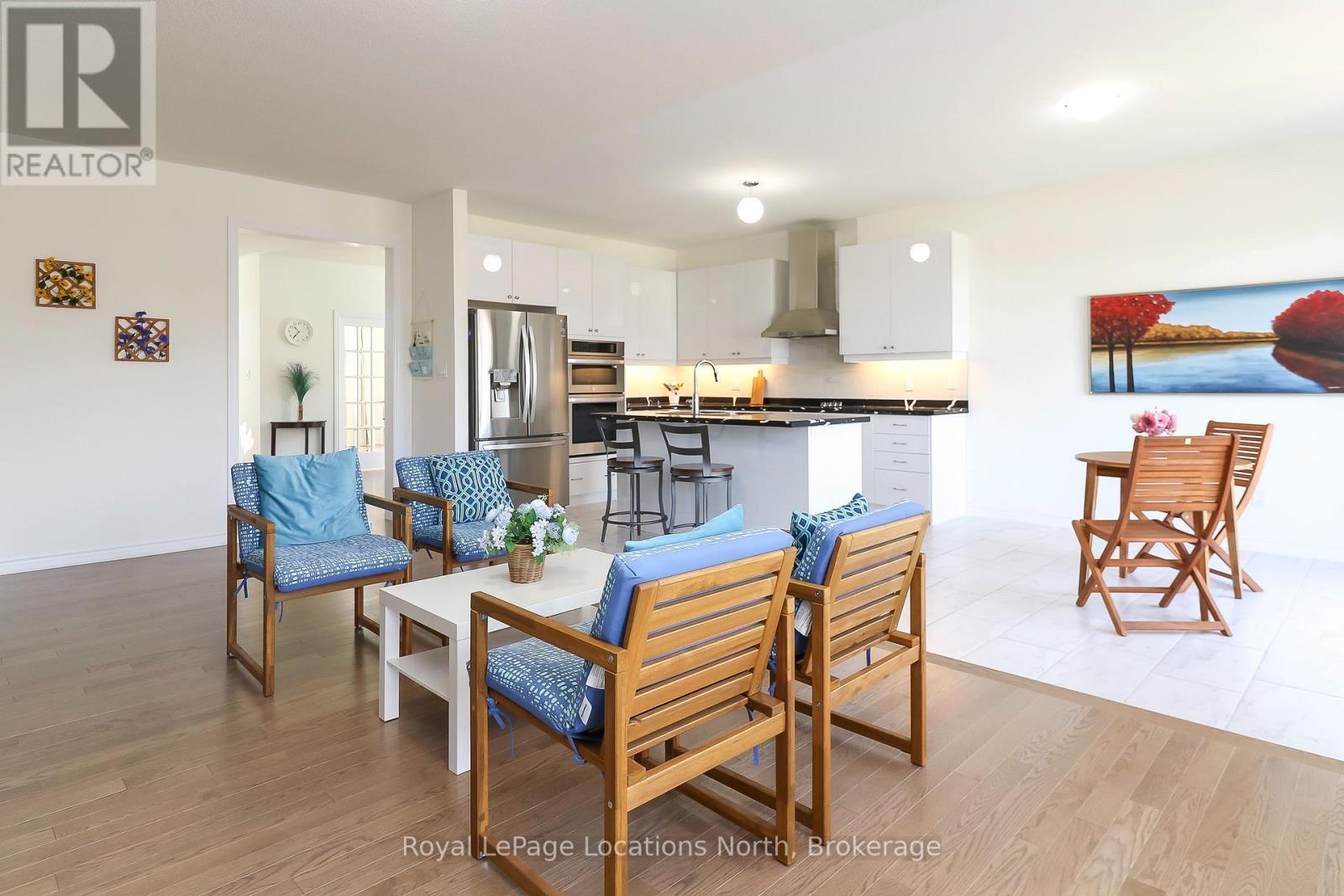 23 BEATRICE DRIVE - 26