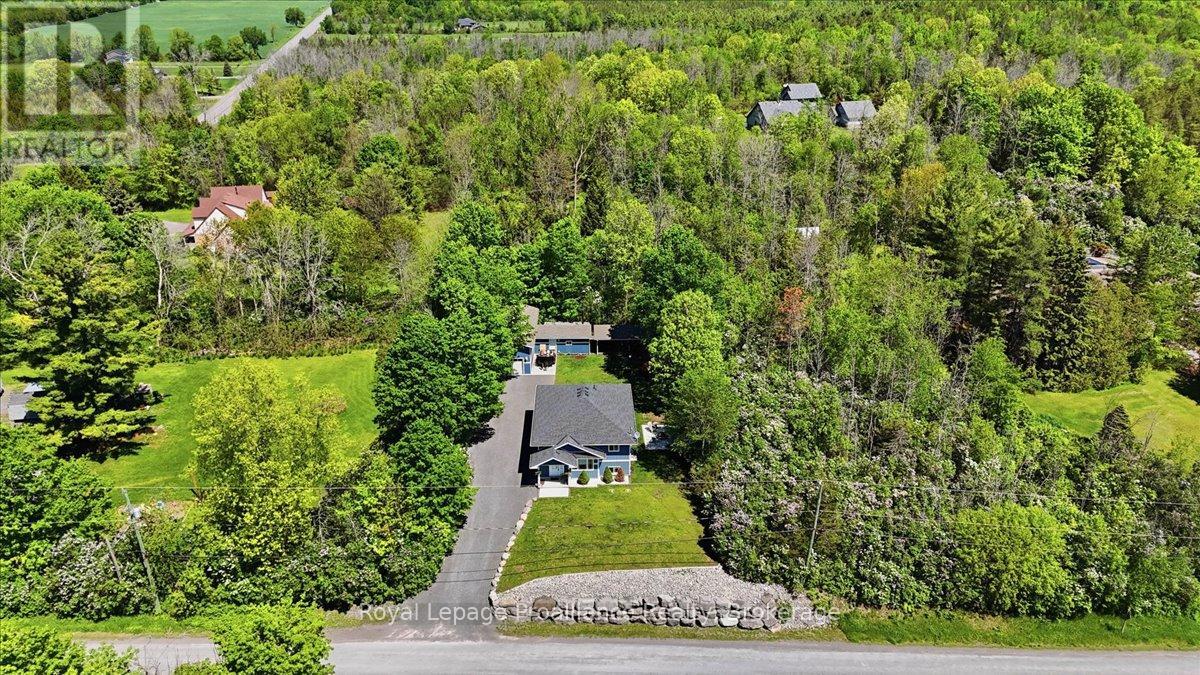 735 SHANNON ROAD - 37