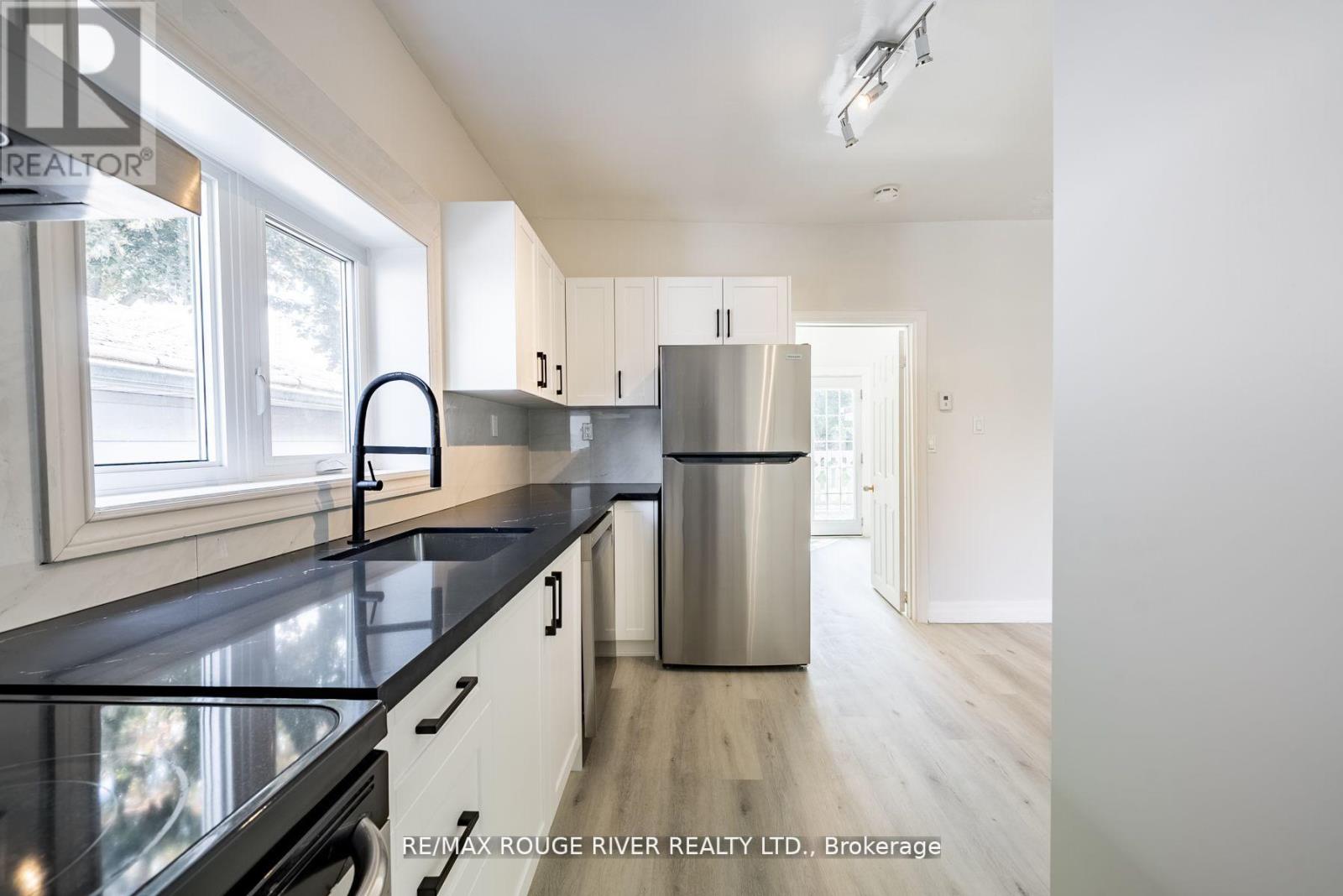 513 RITSON ROAD N - 11